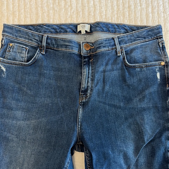 River Island Plus Raw Edge Amelie Skinny Jeans - Picture 6 of 10